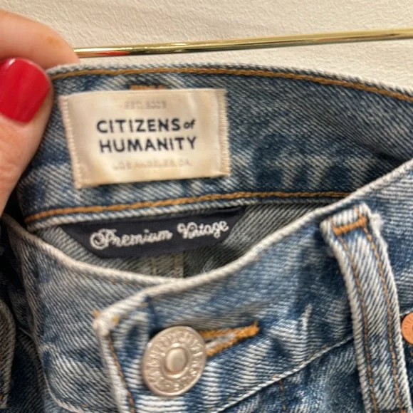 Citizens of Humanity Denim Cut-Off Shorts - Picture 6 of 11